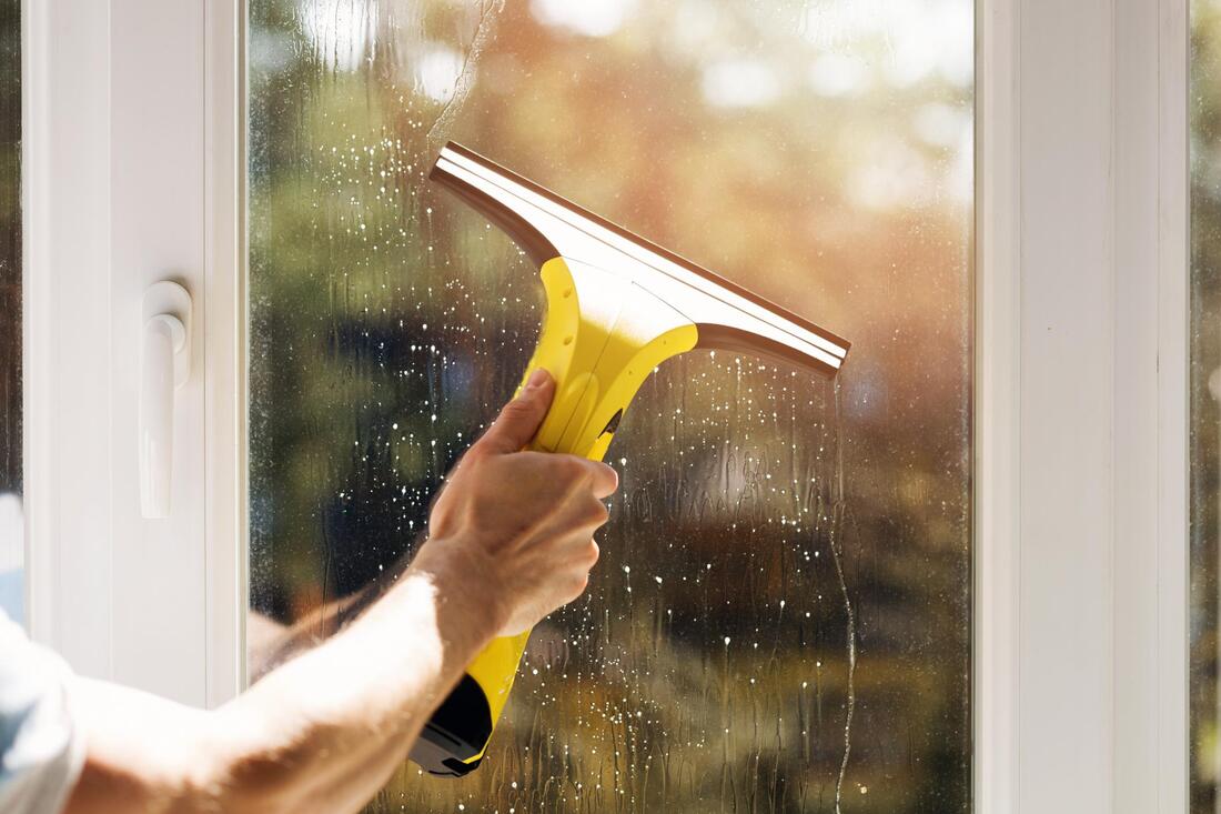 Importance of Window Cleaning for Businesses