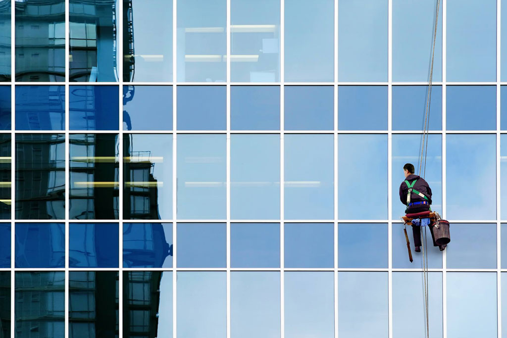 Elevating Your Business with Commercial Window Cleaning